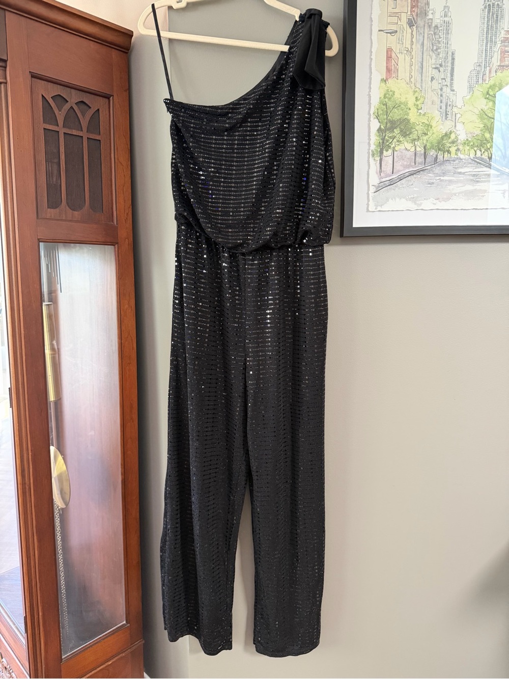 Elegant Alexa B Black One-Shoulder Sequin Jumpsuit. Size 10